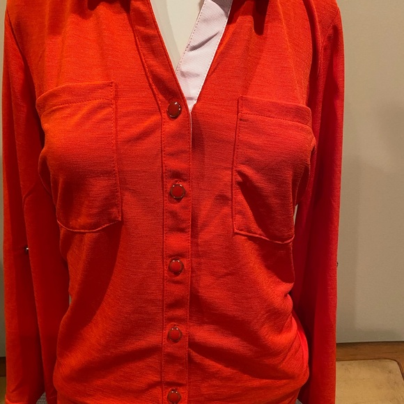 Sunny Leigh Ladies Red Orange Blouse NWT - Picture 2 of 3